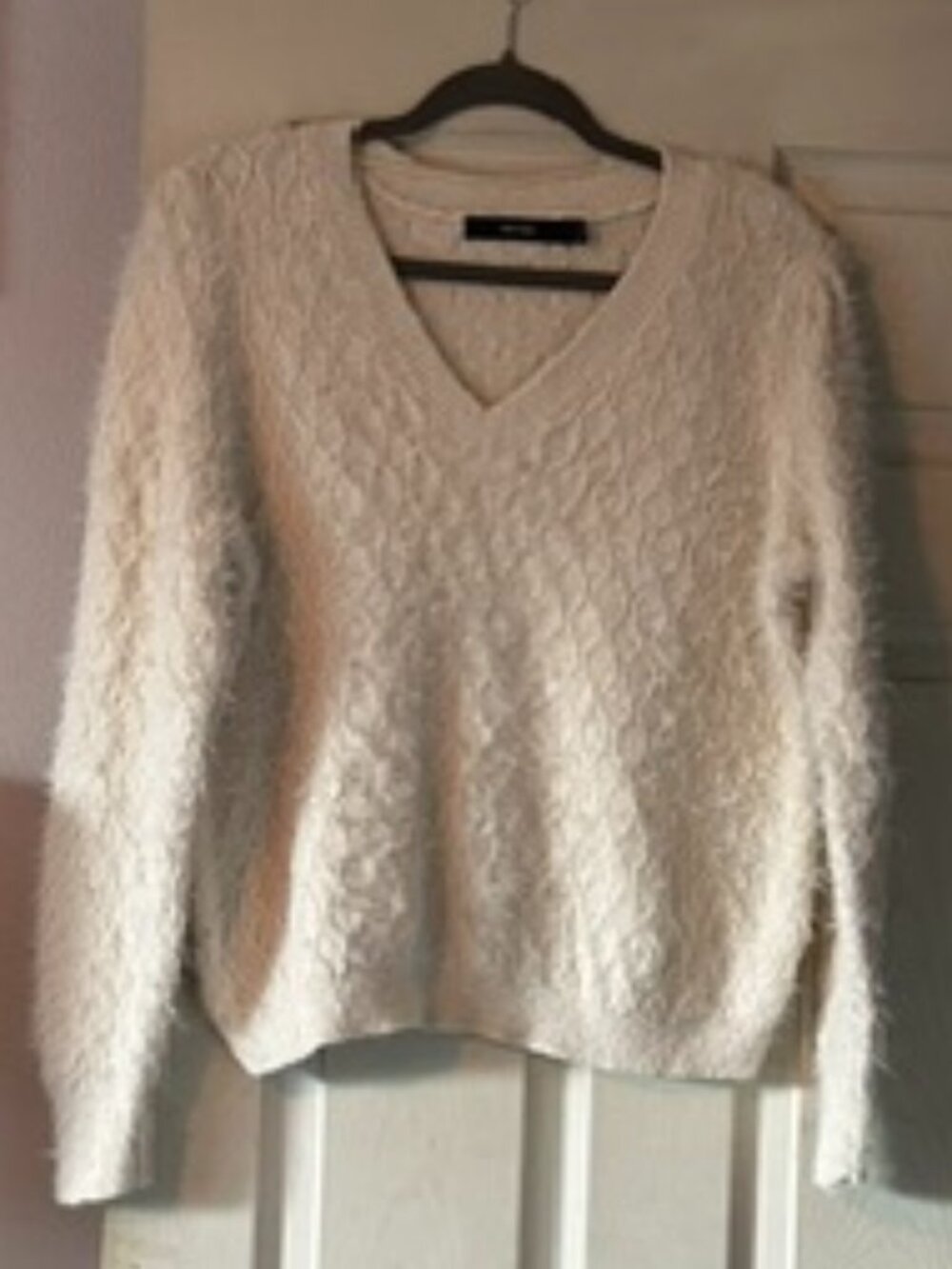 Preowned Vero Moda V-Neck Sweater - XL